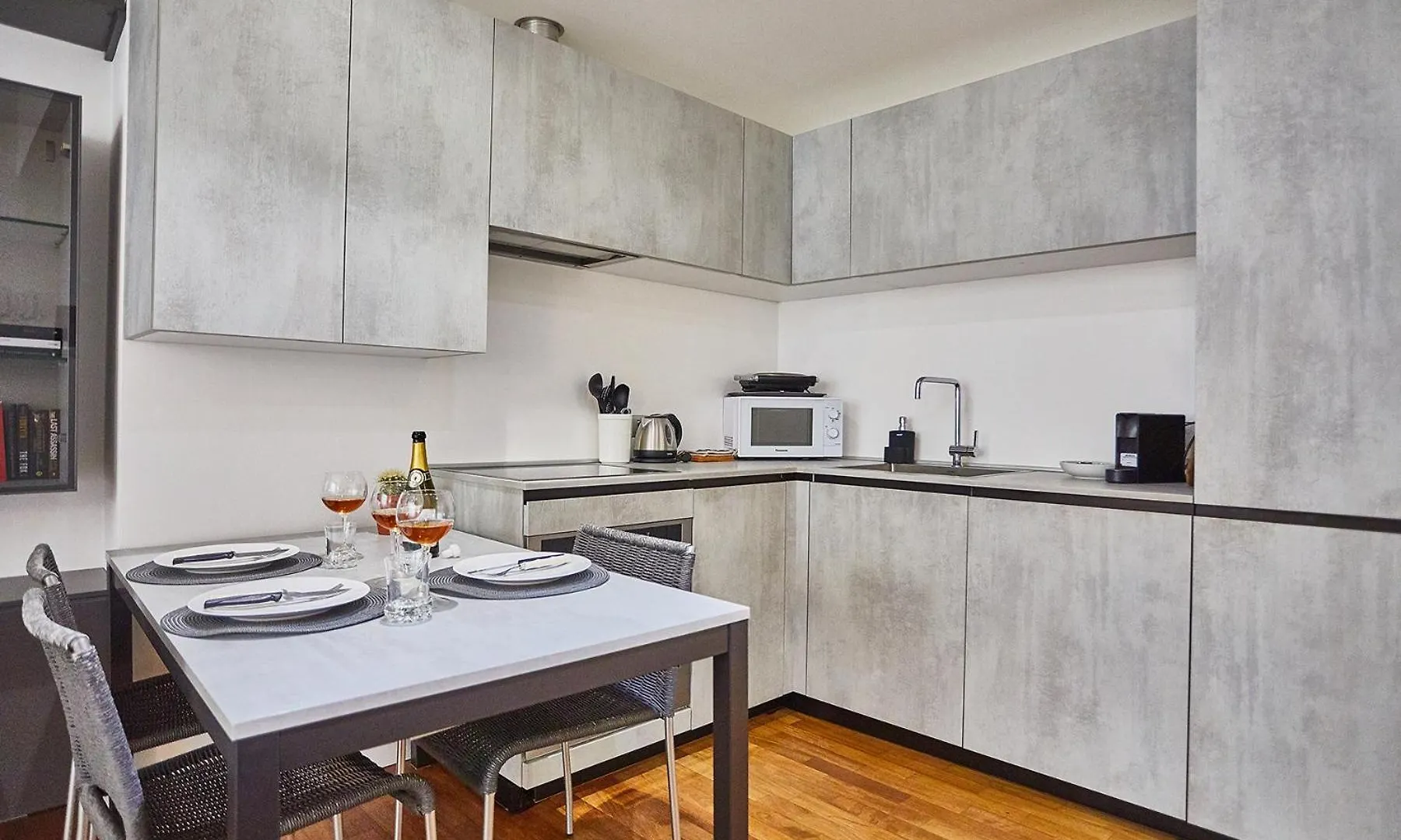Moderno Trilocale Moscova Brera Apartment Milan