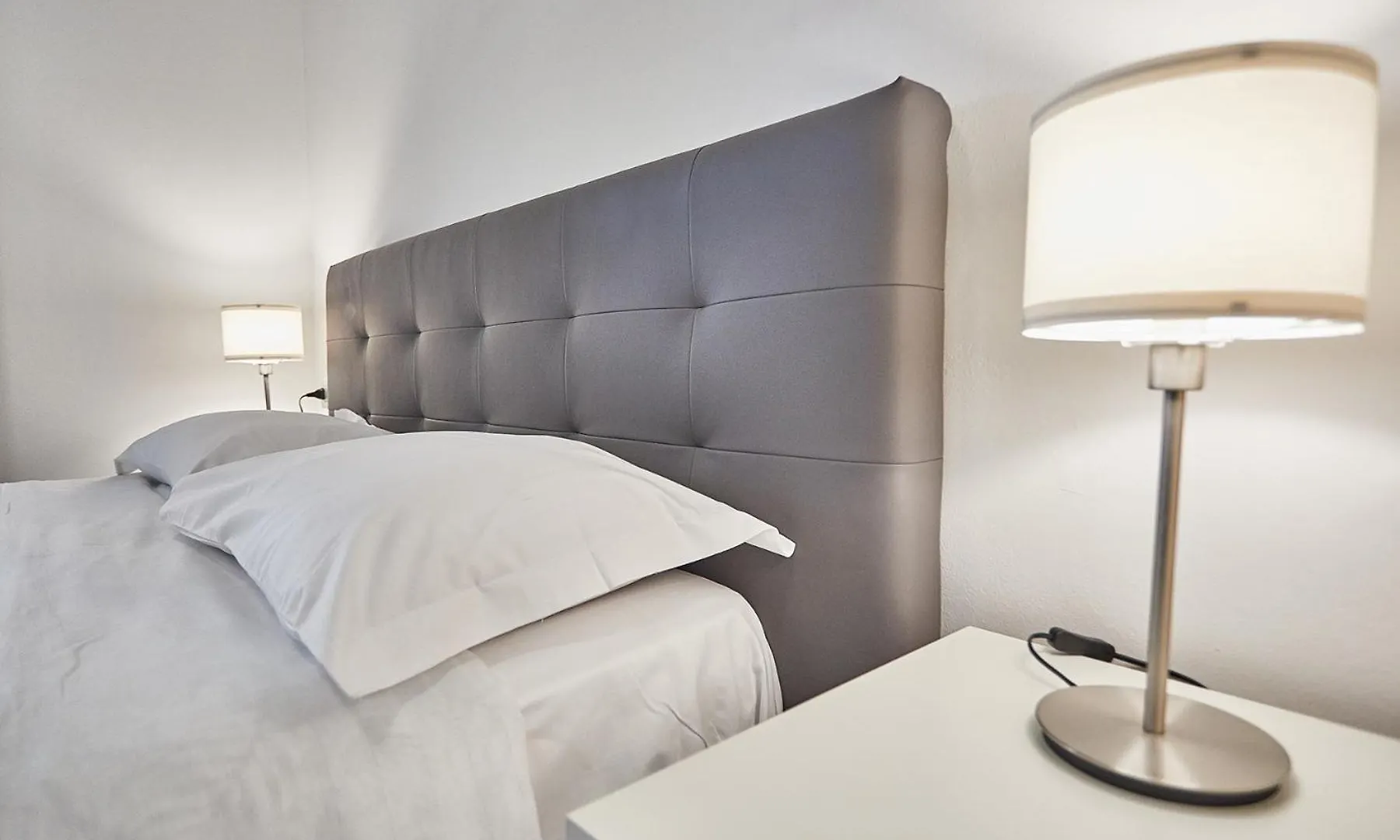 Moderno Trilocale Moscova Brera Apartment Milan Italy